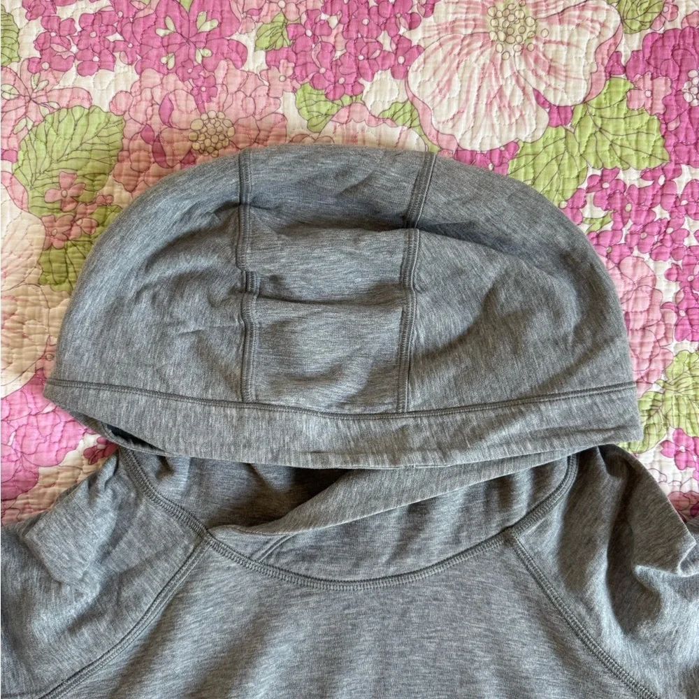 Lululemon Time Out Hoodie size 6 Heather Bleached Coral Heathered Medium Gray - Picture 5 of 10